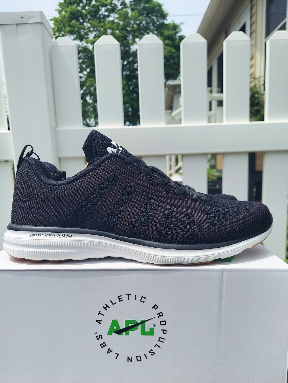 APL + Alo Collab Techloom Pro Black Knit Running Sneakers Women's Size 8.5 NWT